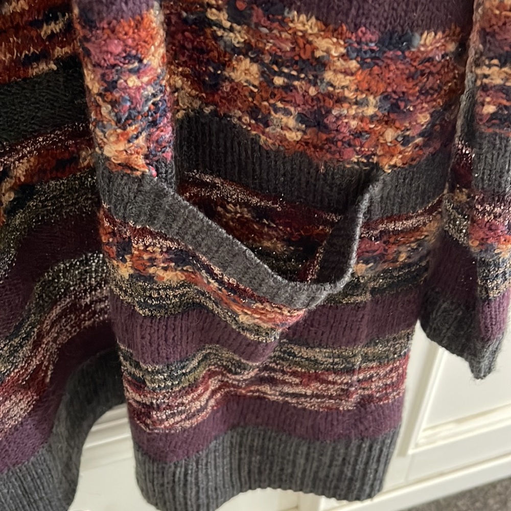 Cardigan - Picture 2 of 2